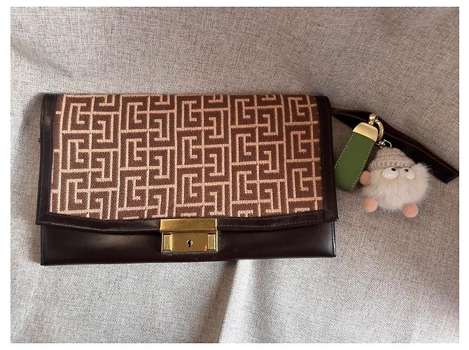 Pochette Vintage Pierre Balmain - Tela Monogramma e Pelle - Ultra Rara con Chiave Marrone D'oro Gold hardware - vista 6