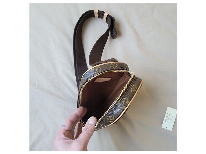 Borsa a vita Gange Louis Vuitton in Tela Monogram Marrone Monogramma - vista 11