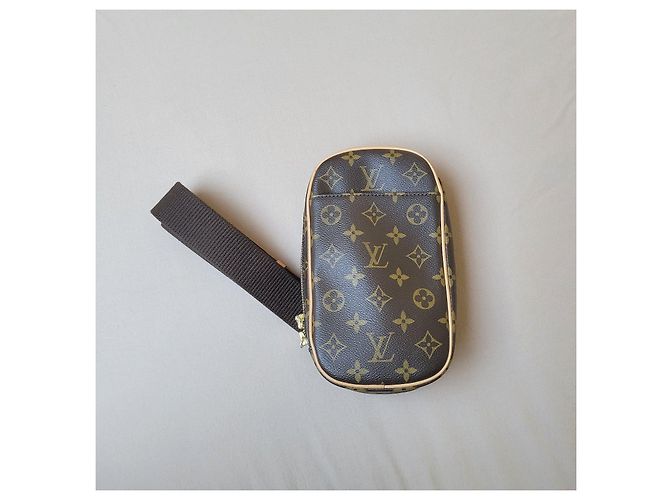 Borsa a vita Gange Louis Vuitton in Tela Monogram Marrone Monogramma - vista 3