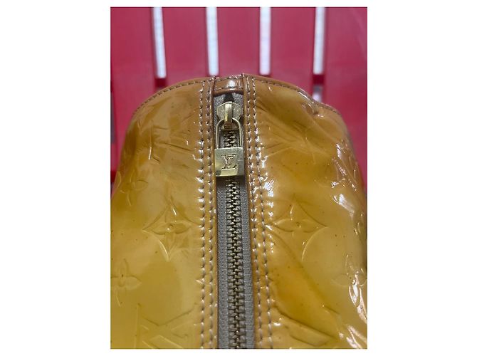 Louis Vuitton Monogram Vernis Alma BB Giallo - vista 5