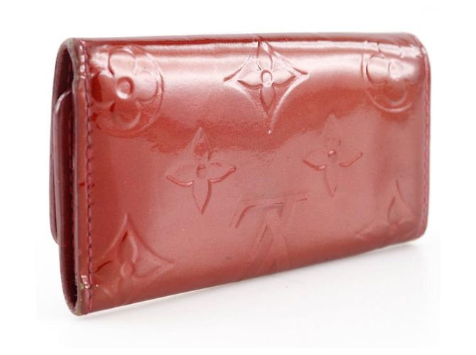 Louis Vuitton Multicles 4 Monogram Vernis Key Case Red - view 3