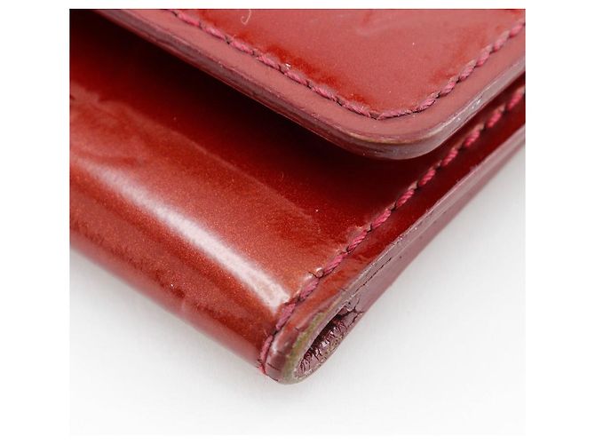 Louis Vuitton Multicles 4 Monogram Vernis Key Case Red - view 5