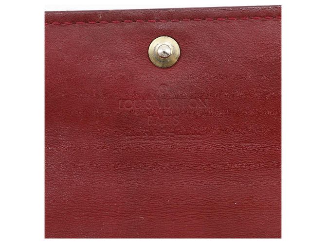 Louis Vuitton Multicles 4 Monogram Vernis Key Case Red - view 8