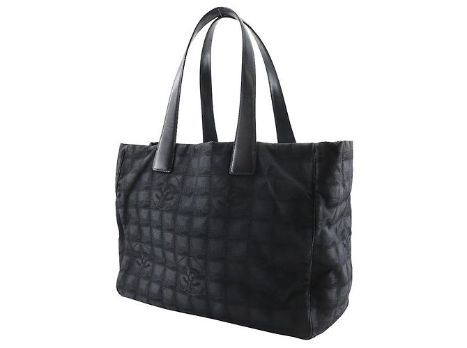Timeless Borsa tote in nylon della nuova linea di viaggio di Chanel Nero - vista 2