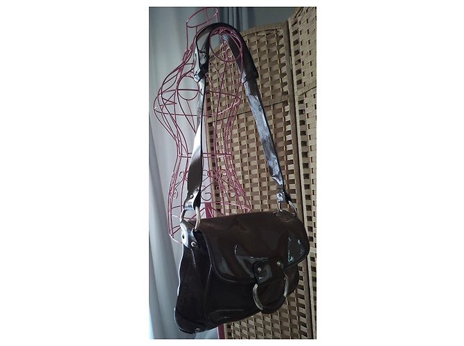 Séquoia Borsa a spalla in pelle verniciata marrone - vista 14
