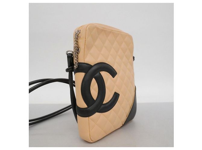 Borsa a Spalla in Pelle di Agnello Cambon di Chanel Nero Beige - vista 2