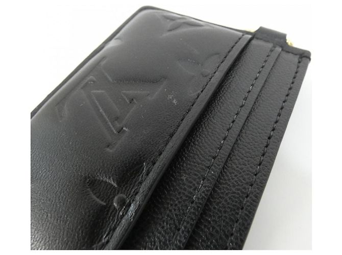 Porta Cartões Coussin Louis Vuitton Preto - vista 2