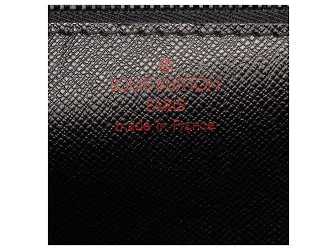 Borsa Monceau in Taiga di Louis Vuitton Nero Grigio - vista 6