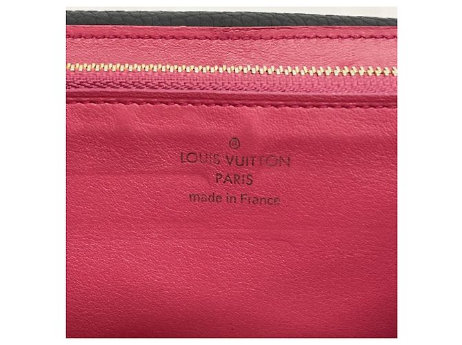 Portafoglio Lungo Capucines di Louis Vuitton Nero - vista 4