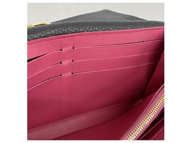 Portafoglio Lungo Capucines di Louis Vuitton Nero - vista 7