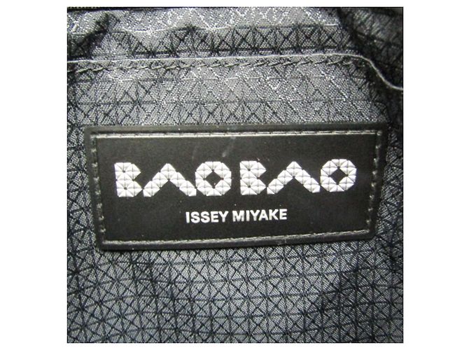 Borsa Issey Miyake BAOBAO Carat in rosa - vista 12