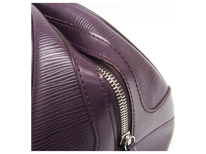 Borsa Louis Vuitton Epi Boring Montaigne PM in Cassis Viola scuro - vista 11