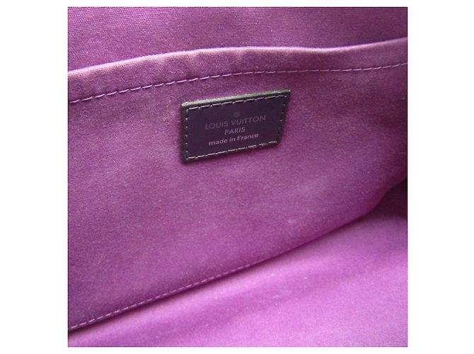 Borsa Louis Vuitton Epi Boring Montaigne PM in Cassis Viola scuro - vista 16