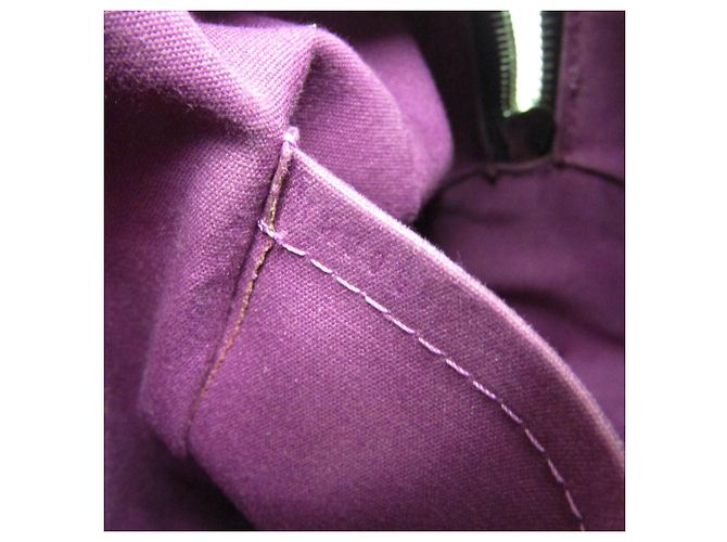 Borsa Louis Vuitton Epi Boring Montaigne PM in Cassis Viola scuro - vista 17