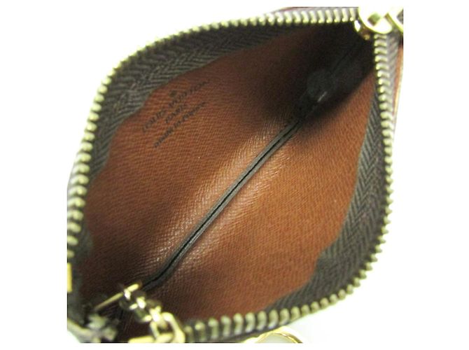 Louis Vuitton Monogram Key Case M62650 - view 3
