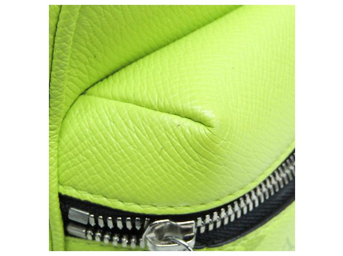 Borsa Messenger Outdoor Taigarama di Louis Vuitton Giallo - vista 11