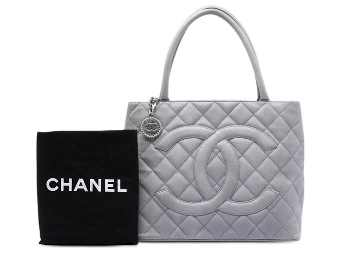 Borsa Medallion in Caviar Grigio Chanel Marrone - vista 8