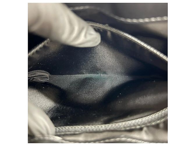 Schultertasche im schwarzen Trotter-Muster von Christian Dior - Ansicht 10