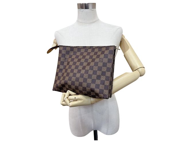 Pochette Toilette 26 Edición Limitada de Louis Vuitton Castaño - vista 12