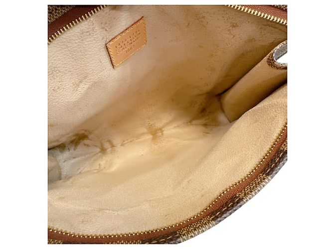 Pochette Toilette 26 Edición Limitada de Louis Vuitton Castaño - vista 8