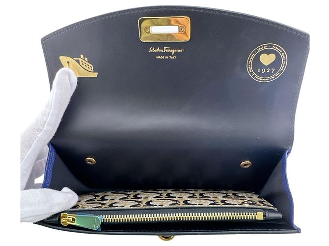 Cartera larga con hardware Gancini de Salvatore Ferragamo Azul marino - vista 8
