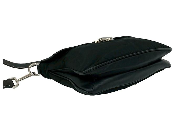 Sac à bandoulière en cuir et nylon Tessuto avec logo triangle Prada Noir - vue 7