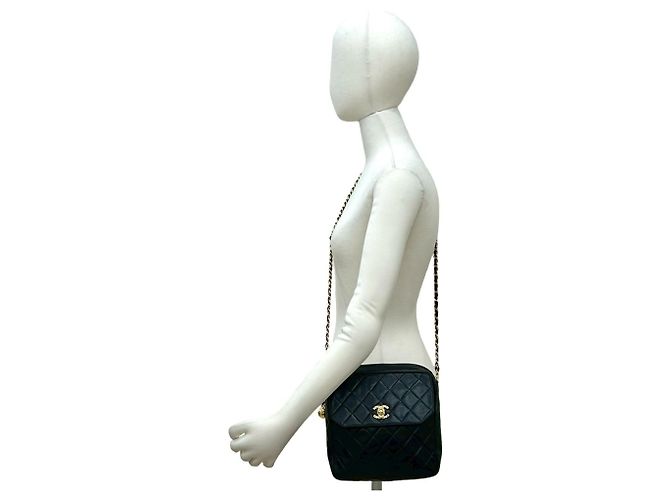 Borsa a spalla in pelle di agnello trapuntata Coco Mark di Chanel Nero - vista 2