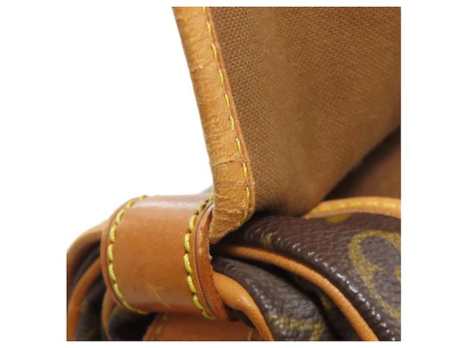 Borsa a Spalla Saumur GM Louis Vuitton - vista 10