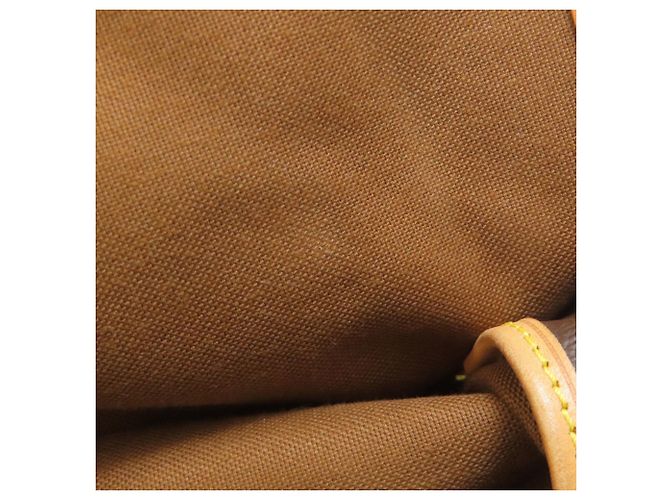 Borsa a Spalla Saumur GM Louis Vuitton - vista 12