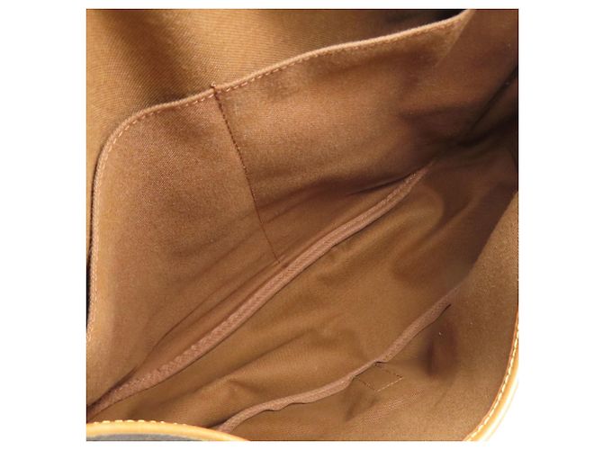 Borsa a Spalla Saumur GM Louis Vuitton - vista 6