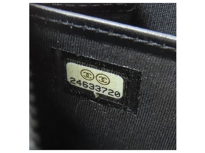 Cartera larga de piel de ternera granulada Chanel Negro - vista 8