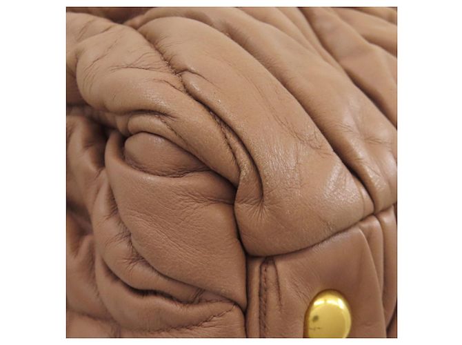 Borsa Miu Miu Matelassé 2 in 1 Marrone - vista 25