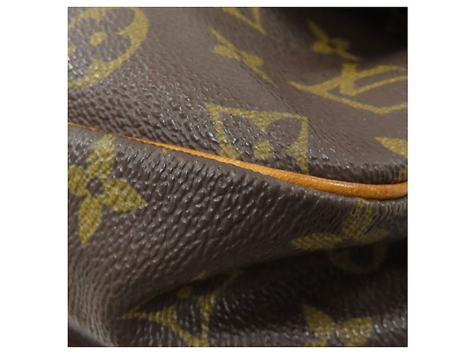 Borsa a Spalla Saumur MM M40710 di Louis Vuitton Marrone Monogramma - vista 22
