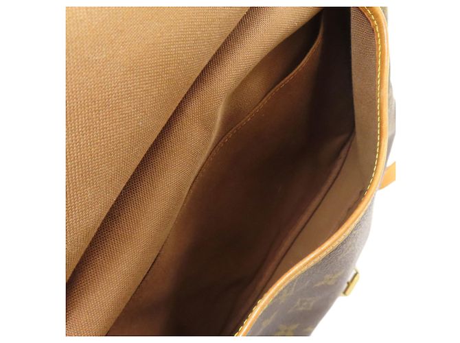 Borsa a Spalla Saumur MM M40710 di Louis Vuitton Marrone Monogramma - vista 5