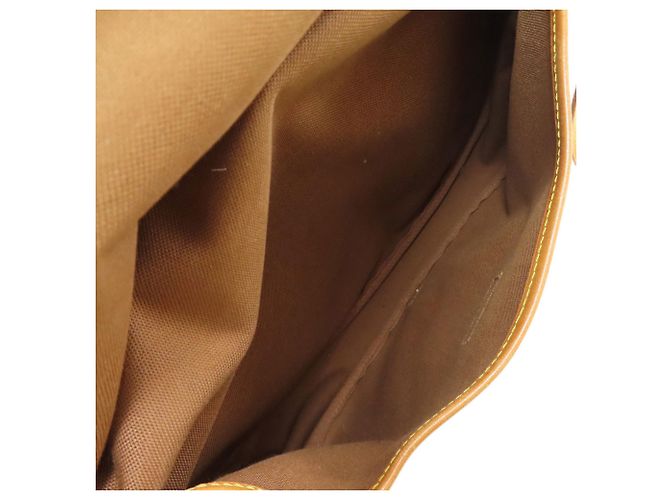 Borsa a Spalla Saumur MM M40710 di Louis Vuitton Marrone Monogramma - vista 6