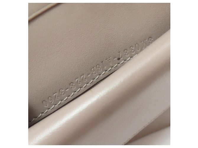 Fendi Geldbörse beige aus Leder - Ansicht 10