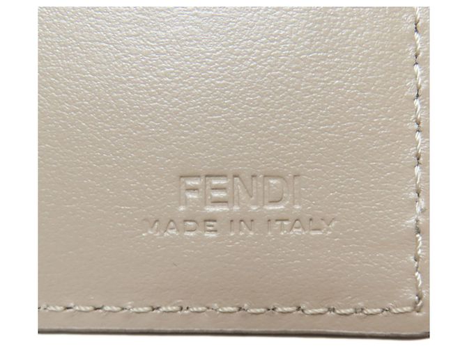 Fendi Geldbörse beige aus Leder - Ansicht 9