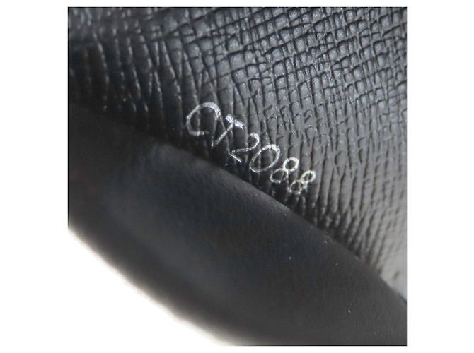 Louis Vuitton Multicles 6 Key Case Dark grey Damier ebene - view 7