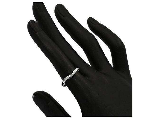 Tiffany & Co. Ring mit gewölbtem Diamantband - Ansicht 7