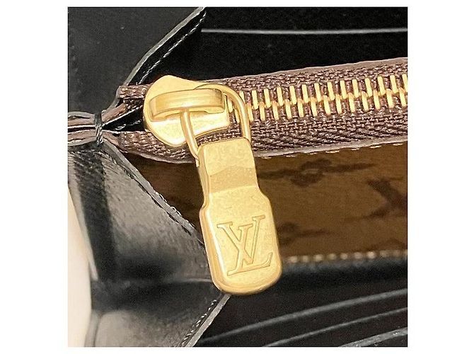 Portafoglio Lungo Monogramma Sarah di Louis Vuitton Marrone - vista 9