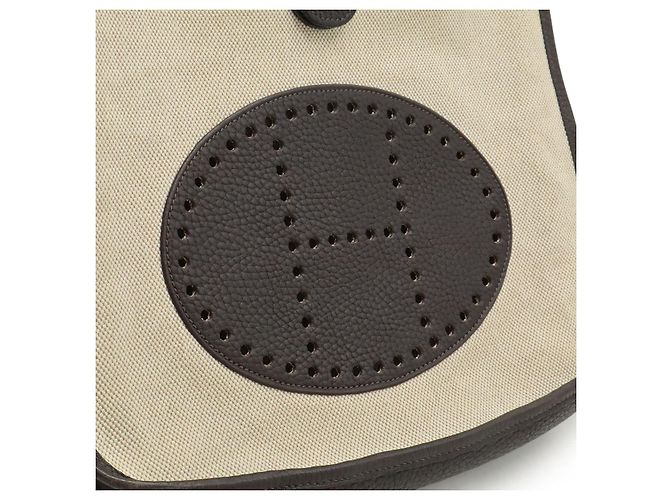 Borsa a Spalla Hermès Evelyne II PM in Pelle Marrone - vista 9