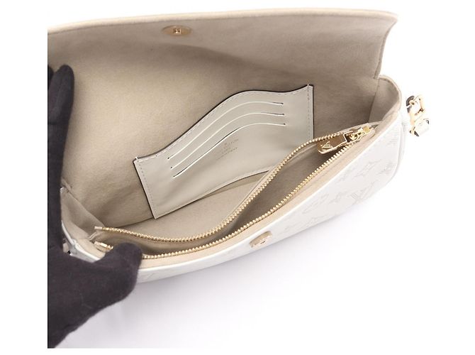 Borsa Ivy in pelle con catena Louis Vuitton Bianco - vista 4