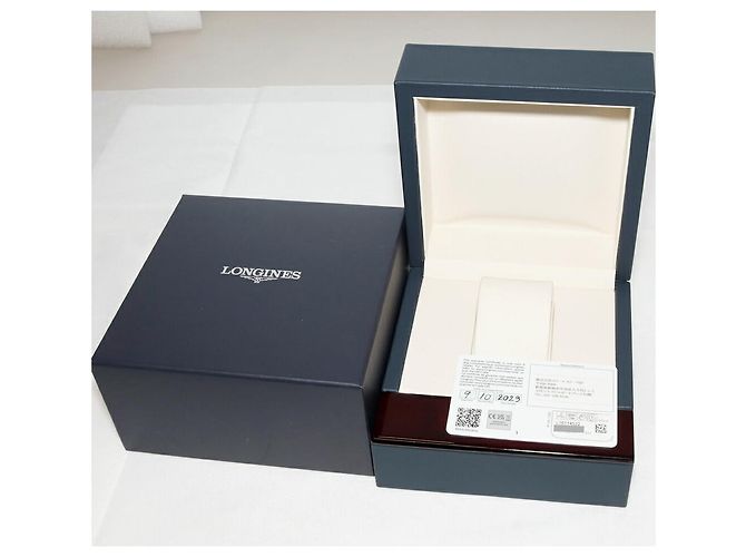 Longines Conquest Heritage Edelstahl-Uhr Schwarz - Ansicht 3
