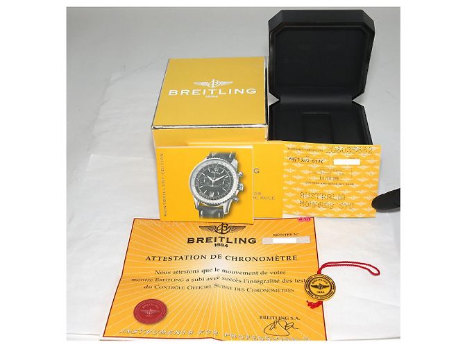 Orologio Breitling Montbrillant A48330 con quadrante nero - vista 3