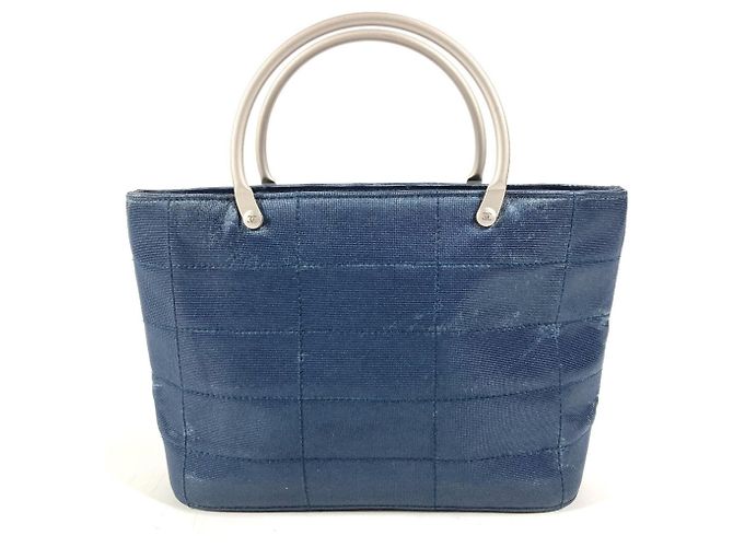 Blauer Nylon-Canvas-Tote mit CC Coco-Logo von Chanel - Ansicht 2