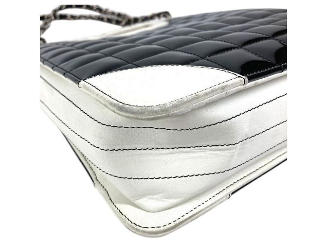 Zwei-Farben-Logo Schokoladentafel Tote Bag von Chanel Schwarz Weiß - Ansicht 7