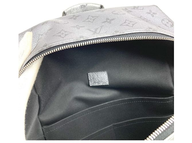 Zaino Discovery PM Taigarama Louis Vuitton Argento - vista 12