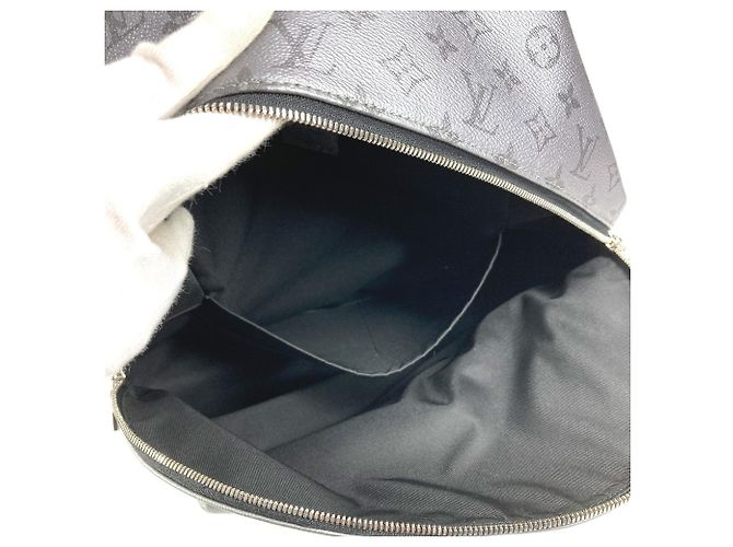 Zaino Discovery PM Taigarama Louis Vuitton Argento - vista 13