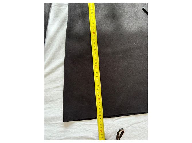 Paco Rabanne Vestido negro con collar de cadena dorada - vista 10