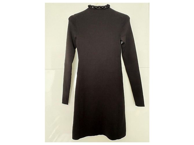 Paco Rabanne Vestido negro con collar de cadena dorada - vista 3